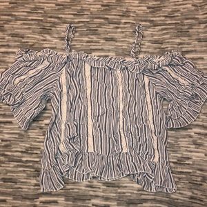 american eagle off the shoulder top